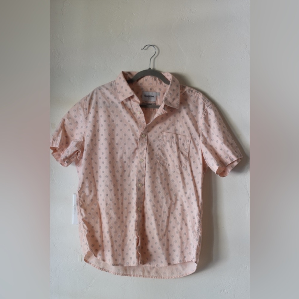 Goodfellow & Co Men's Pink Floral Button-Down Shirt